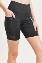 Load image into Gallery viewer, Sheer Mesh Inlay Pocketed Biker Short