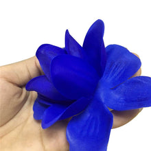 Load image into Gallery viewer, 18Pcs / box Simulation Rose Soap Flower With Ribbon Wedding Souvenir Creative Romantic Valentines Day Birthday Beautiful Gift